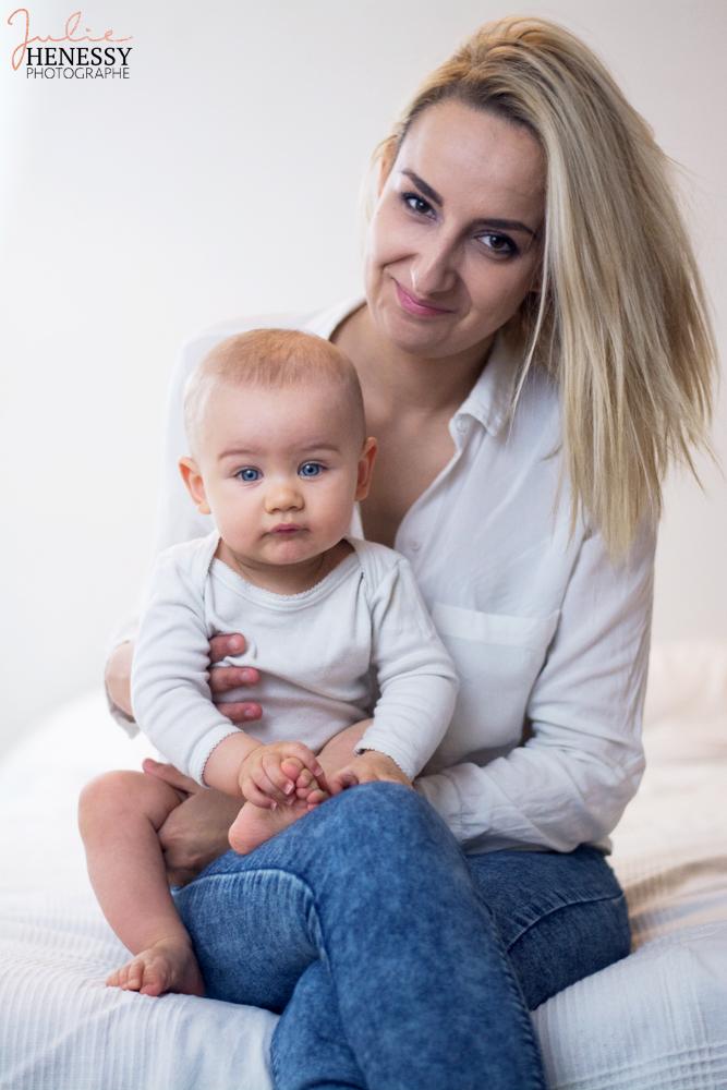 portrait, fêtes-des-mères, famille, enfant, parents, couple, bébé, nouveau-né, bébé, couple, var, 83, provence, papa, brignoles, rocbaron, garéoult, toulon, la garde, la valette, saint-maximin, la roquebrussanne, studio, extérieur, femme, homme,