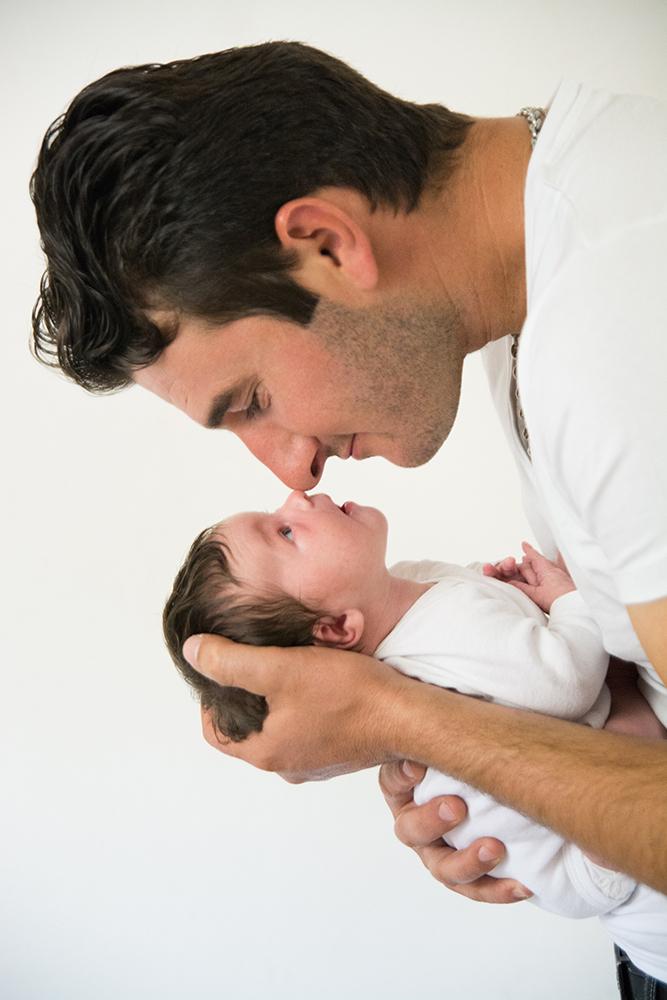 photographe, naissance, bébé, grossesse, famille, bébé, nouveau-né, maternité, var, brignoles, toulon, cuers, la crau, marseille, posing, lifestyle
