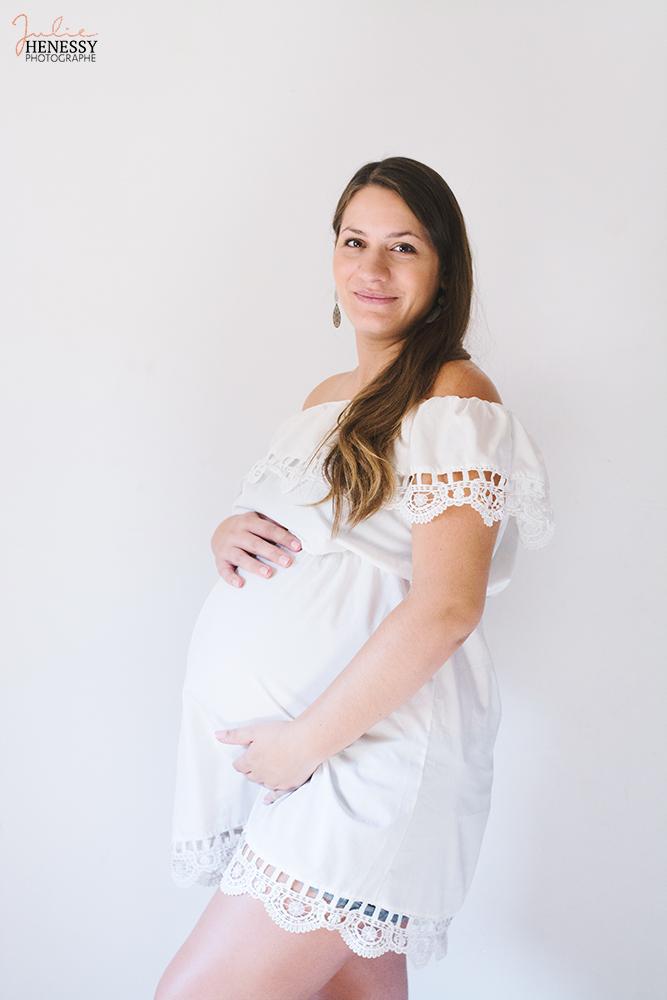 photographe, var, 83, la roquebrussanne, studio, robe, dressing, couple, bébé, nouveau-né, famille,