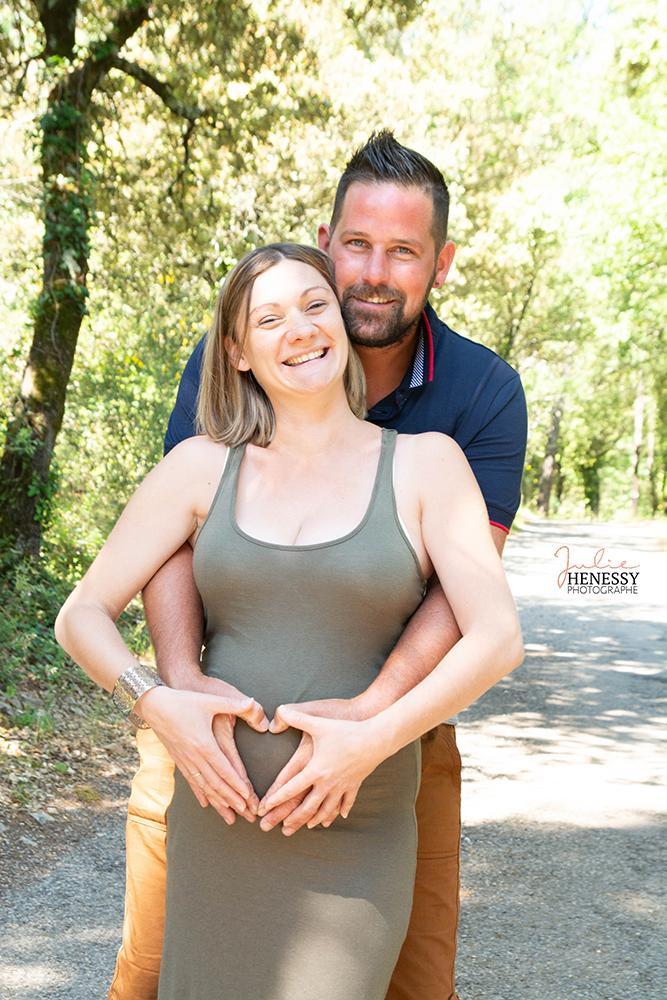 photographe, var, nourrisson, bébé, famille, grossesse, maternité, couples, enfant, parent, studio, extérieur, plage, forêt,