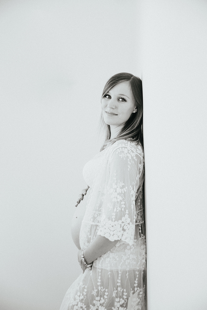 photographe, grossesse, studio, la roquebrussanne, var, 83, cuers, brignoles, toulon, la garde