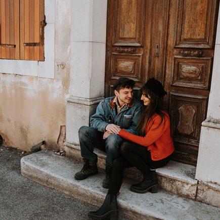 Photographe, couple, rue, street photography, Provence, PACA, Provence Alpes Côtes d'Azur, 83, émotion, complicité, amoureux, amour, tendresse, lifestyle, reportage,