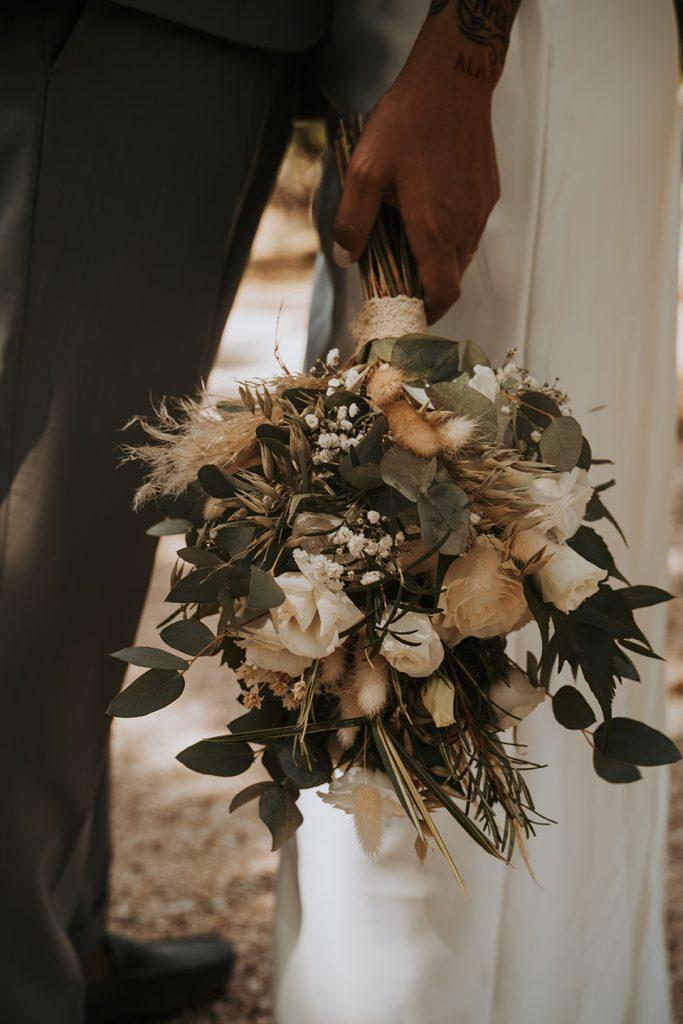 mariage, casteldefies, domaine, cérémonie, couple, 83, provence, famille, bouquet de fleur mariage, prestation, wedding