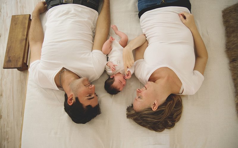 photographe, bébé, naissance, grossesse, famille, portrait, studio, maternité, var, 83, extérieur, posing, lifestyle,